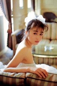 青山知可子