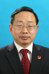 李新华