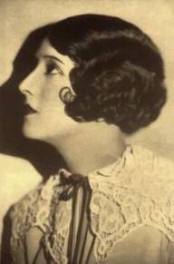 Estelle Taylor