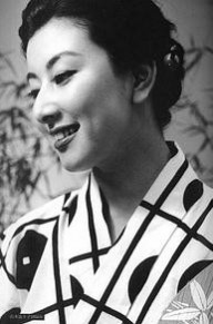 山本富士子