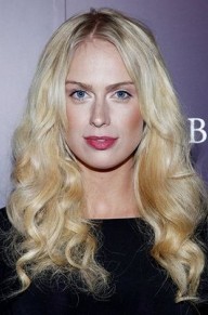 CariDee English